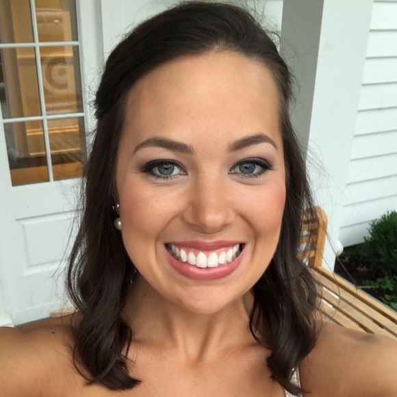 Meet your Posher, Kallie - Picture 1 of 1